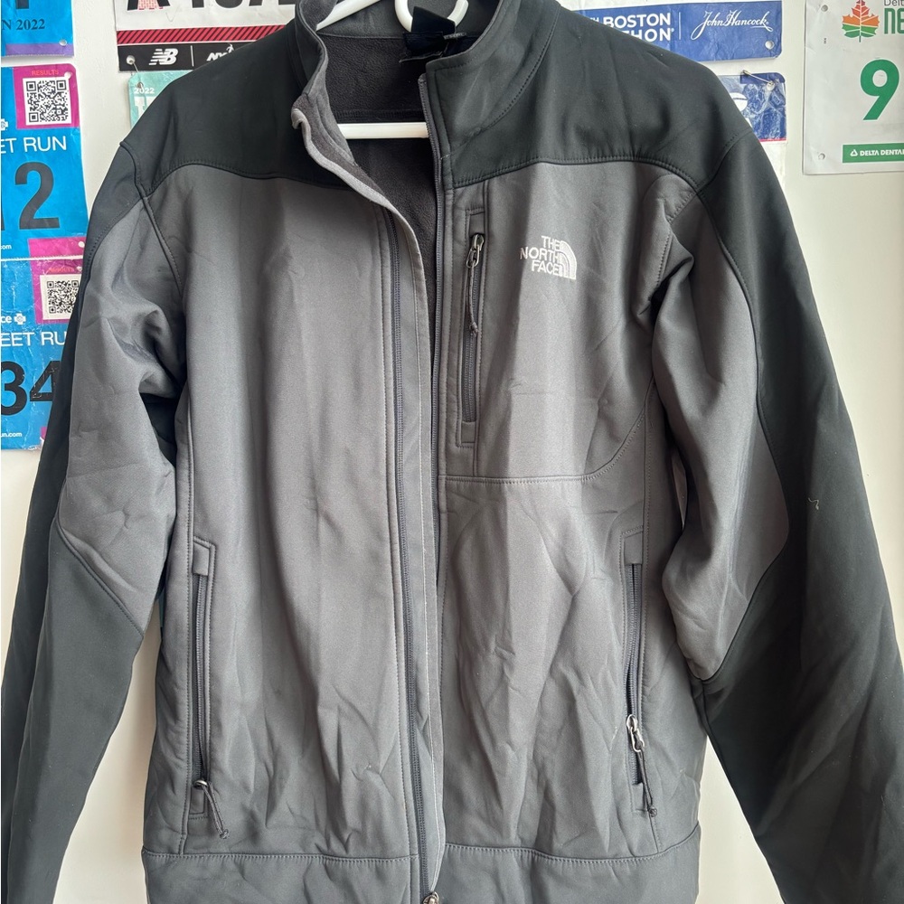 The North Face Men's Two-Tone Gray Performance Jacket